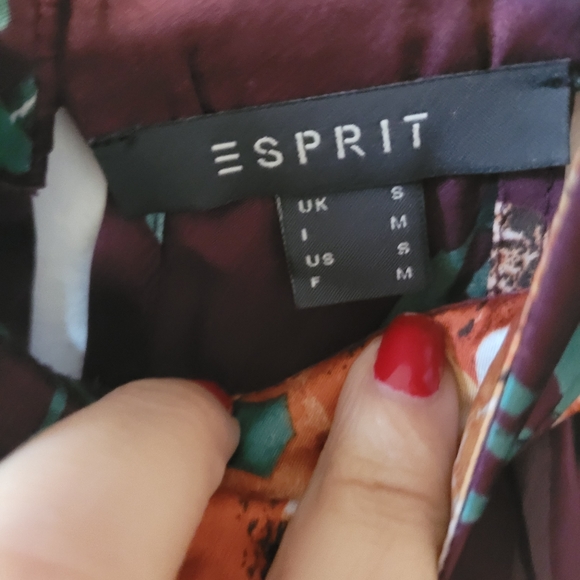 ESPRIT BEAUTIFUL FLORAL PRINT HIGH NECK HALTER TOP - Picture 7 of 8